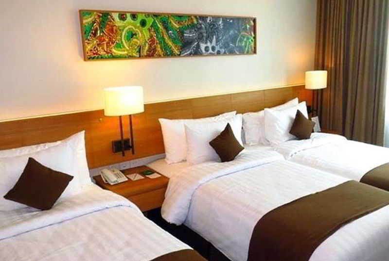 Aston Solo Hotel Екстер'єр фото