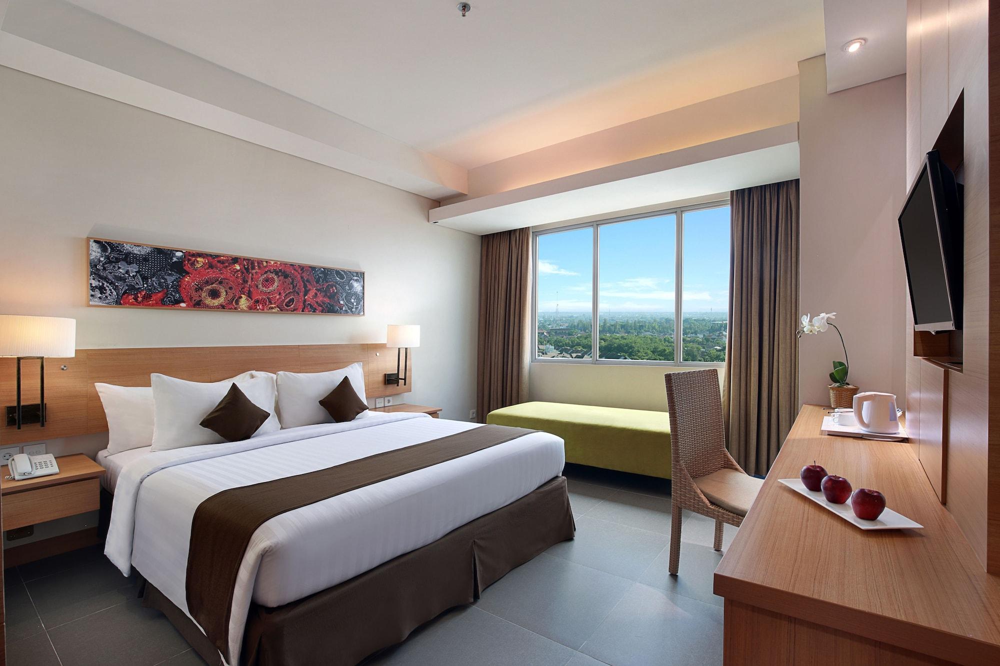 Aston Solo Hotel Екстер'єр фото