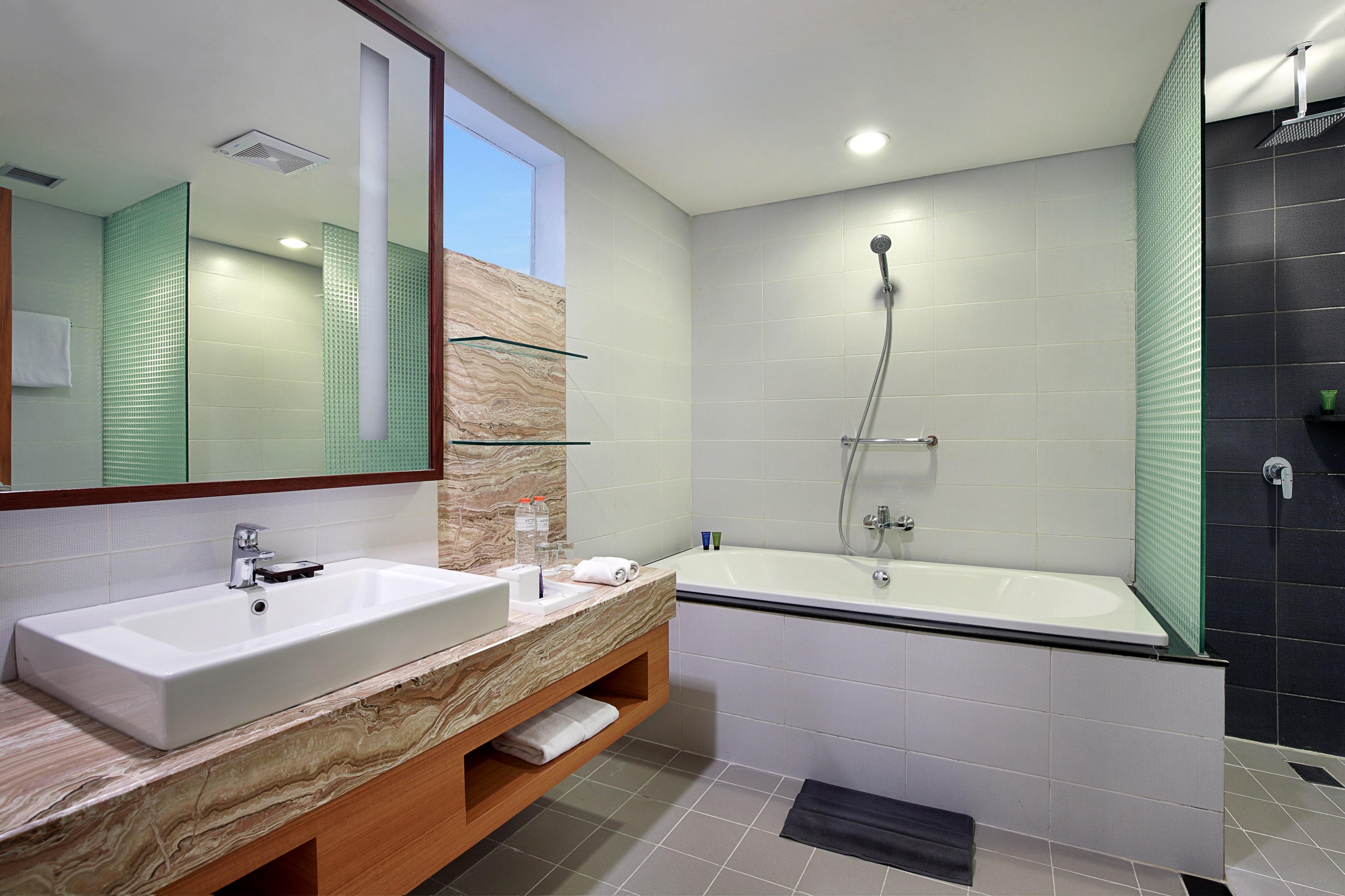 Aston Solo Hotel Екстер'єр фото