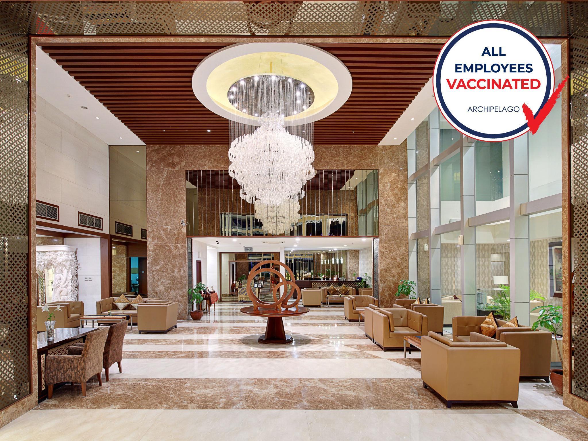 Aston Solo Hotel Екстер'єр фото