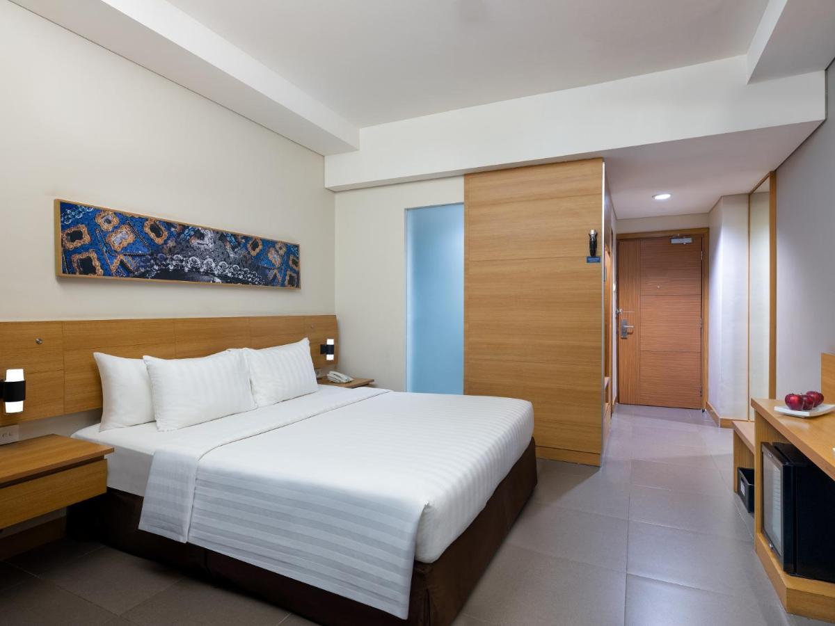 Aston Solo Hotel Екстер'єр фото